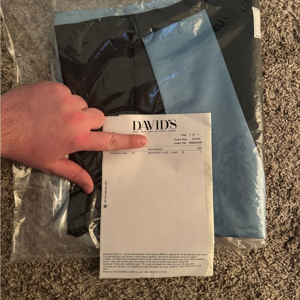 David's Black and Blue Garment